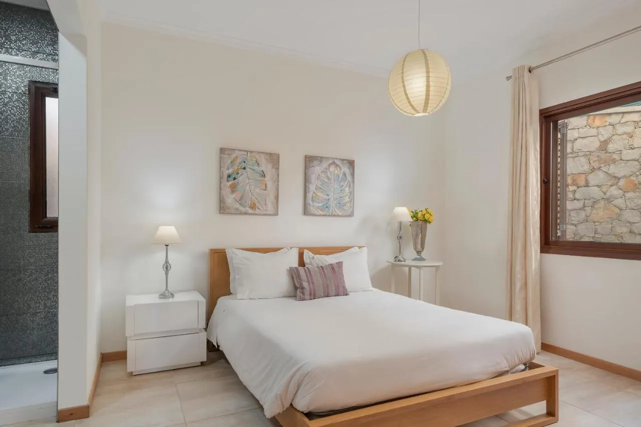Semesterbostad Villa Areal Porto Santo - By An Island Apart Portugal