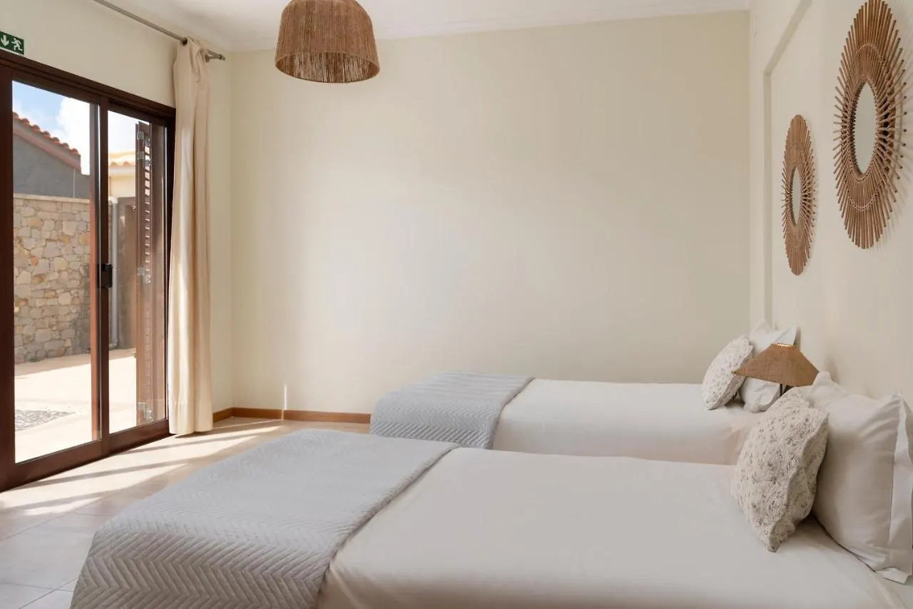 Semesterbostad Villa Areal Porto Santo - By An Island Apart